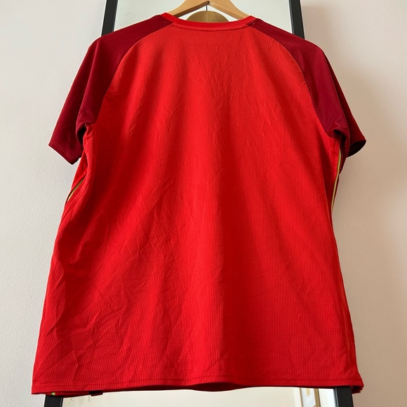 Vintage 2018 Liverpool FC ⚽️ New Balance Soccer Jersey LFC Betvictor EPL - Picture 15 of 15